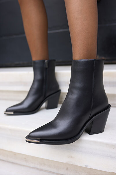 ANGELİNA JONES TENORA ΓΥΝΑΙΚΕΙΕΣ ΜΑΥΡΕΣ ΜΠΟΤΕΣ ΜΕ ΣΙΔΕΡΕΣ ΤΑΚΟΥΝΑ ΑΠΟ ΠΡΑΓΜΑΤ...