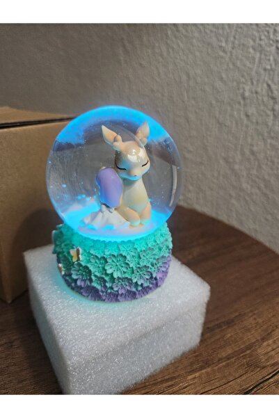 Ailenizin Oyuncakçısı GEYİKLİ ORTA BOY KAR KÜRESİ IŞIKLI