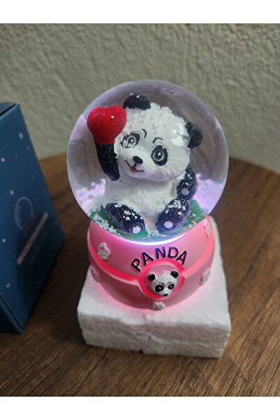 Ailenizin Oyuncakçısı ORTA BOY PANDALI IŞIKLI KAR KÜRESİ