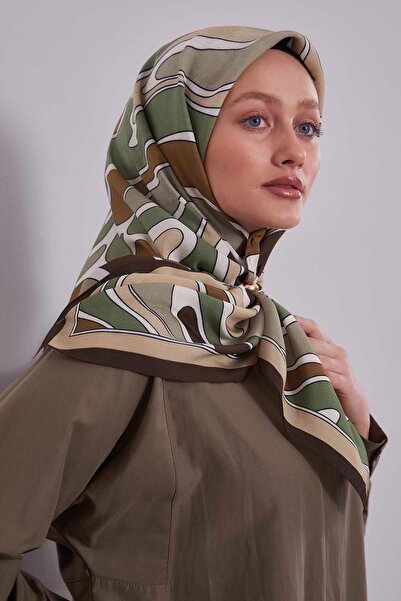 Levidor Coffee Wavy Aura Scarf