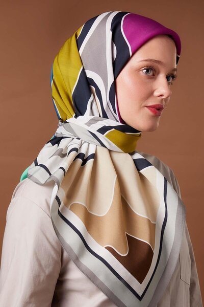 Levidor Gray Camouflage Pattern Aura Scarf