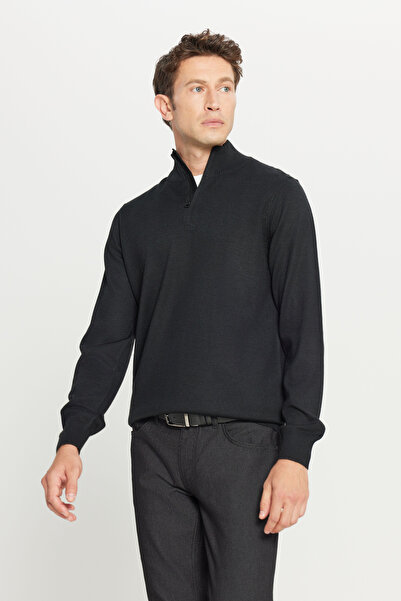 ALTINYILDIZ CLASSICS Men's Black Wool Standard Fit Regular Cut Bato Collar Knitwear Sweater