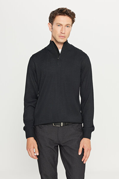 ALTINYILDIZ CLASSICS Men's Black Wool Standard Fit Regular Cut Bato Collar Knitwear Sweater