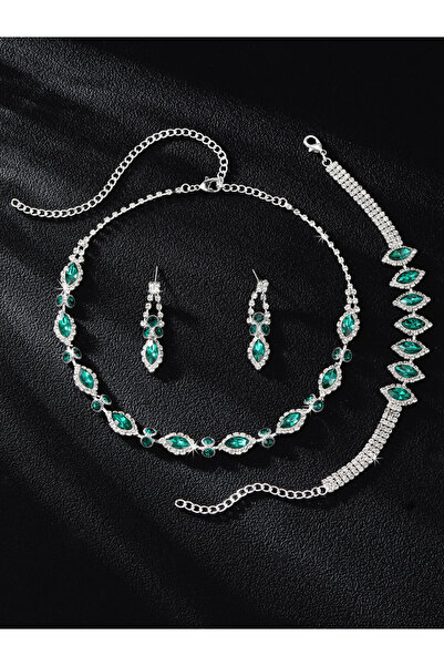 Take Two By Styli طقم مجوهرات من قلادة وأسورة وأقراط مرصعة بأحجار الراين الخضراء
