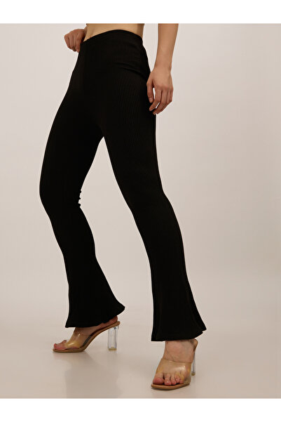 Outzidr By Styli Black Ribbed Basic Flared Leggings