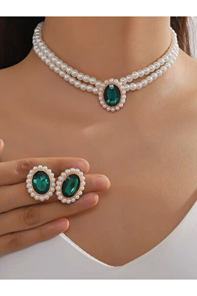 Take Two By Styli طقم مجوهرات من قلادة وأقراط مزينة باللؤلؤ الصناعي والكريستال الصناعي