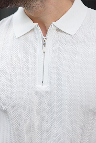 Madmext Λευκό ανδρικό πλεκτό μπλουζάκι με μισό φερμουάρ E7458