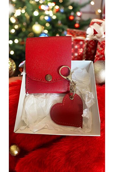 DeriPlaza New Year 2026 Suitable for Women and Men Handmade Leather Card Holder + Heart Keychain Gift Boxed