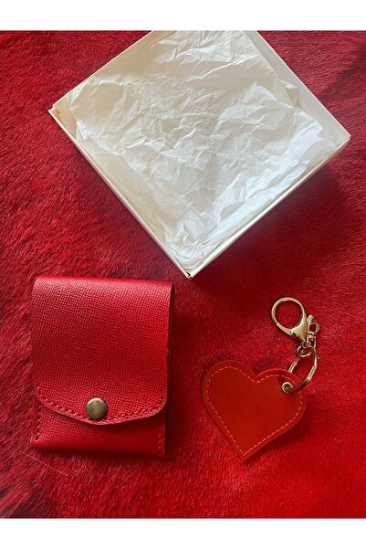 DeriPlaza New Year 2026 Suitable for Women and Men Handmade Leather Card Holder + Heart Keychain Gift Boxed