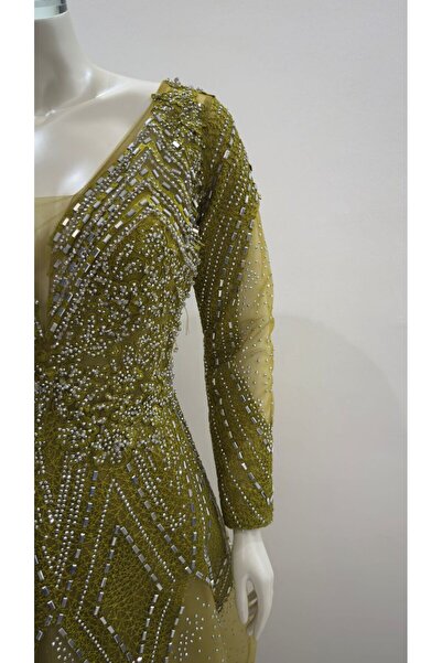 Dar Tulip Elegant and distinctive evening dress