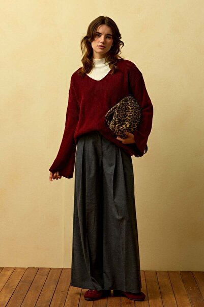 Ceylan Otantik Burgundy V-Neck Knitwear Sweater & Anthracite Pleated Detail Palazzo Pants Sets