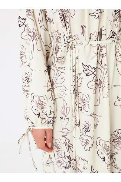 Refka Φόρεμα Τεσετύρα με μοτίβο και λεπτομέρεια με κορδόνια στα μανίκια - Μοτίβο κρεμ λουλούδια -