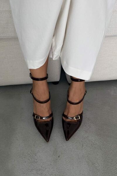 AYAKKABI PRENSİ Ava Three-Stripes Brown Patent Leather