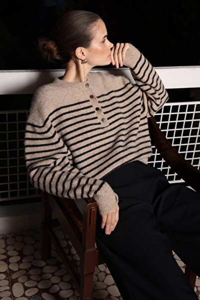 Mixray 6989 Women's Wool Blend Button Detail Premium Knitwear Sweater Brown Mink