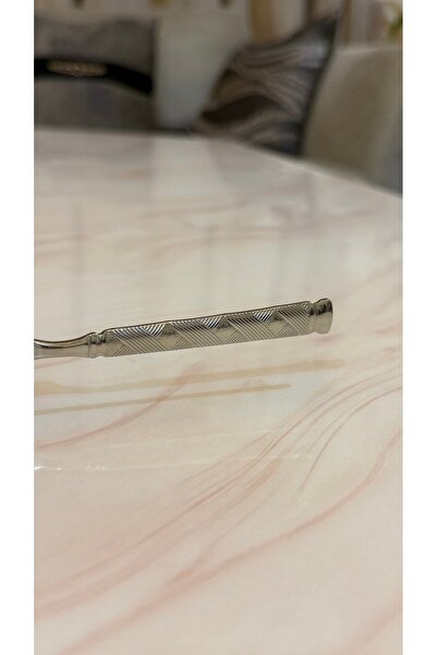 Palaces Silver dinnerware sets (spoons, forks, and knives)