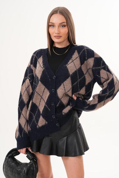 ŞİMAL Women's Diamond Pattern Button Closure Knitwear Knitted Cardigan 255443 -