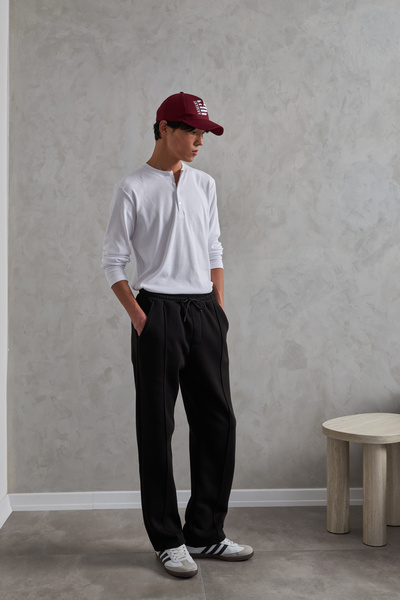 HYMAN Men's Baggy Sweatpants with Front Stitching Detail