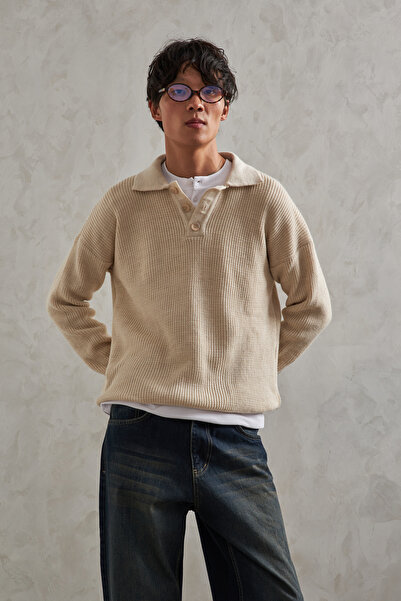 HYMAN Men's Buttoned Collar Oversized Sweater