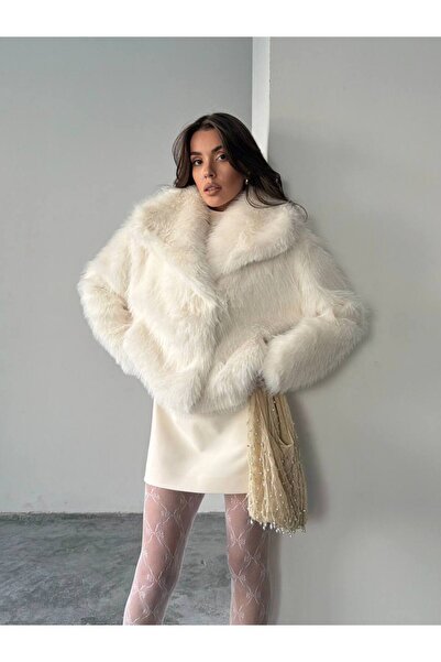 S&A Collectionn Γυναικεία φαρδιά γούνα με φαρδύ γιακά με κουμπιά