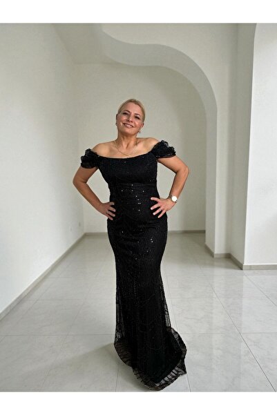 OLA فستان سهرة أسود اللون بأكمام أميرة مطرزة بالخرز والترتر