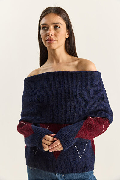 Bianco Lucci Women's Madonna Collar Diamond Pattern Knit Sweater 20251082