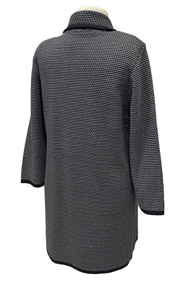 Giyinen Mağazaları Selda Turn-Down Collar Geometric Pattern Buttoned Double Pocket Winter Cardigan