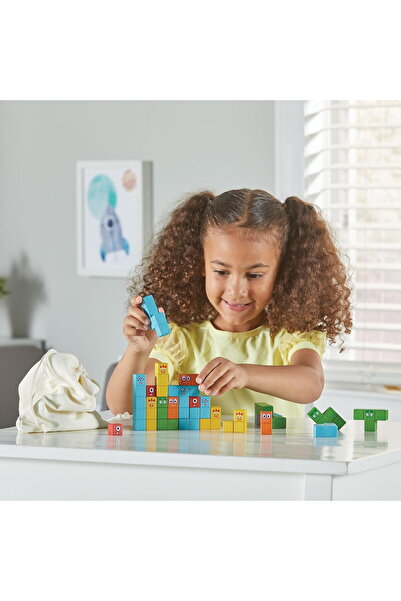 Hand2Mind Wooden cube activity set - Numberblocks®
