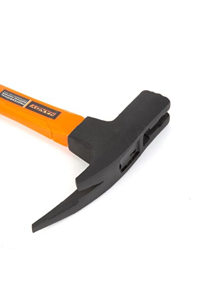 CED AUTO TRADE Professional carpenter's hammer with magnetic nail puller and holder and fiberglass handle 600