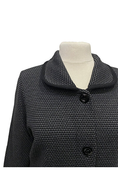 Giyinen Mağazaları Selda Turn-Down Collar Geometric Pattern Buttoned Double Pocket Winter Cardigan