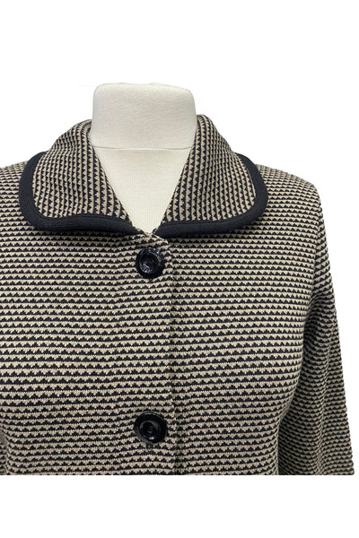 Giyinen Mağazaları Selda Turn-Down Collar Geometric Pattern Buttoned Double Pocket Winter Cardigan
