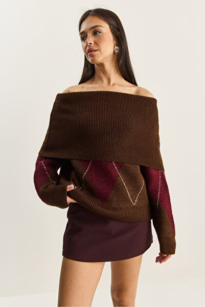 Bianco Lucci Women's Madonna Collar Diamond Pattern Knit Sweater 20251082