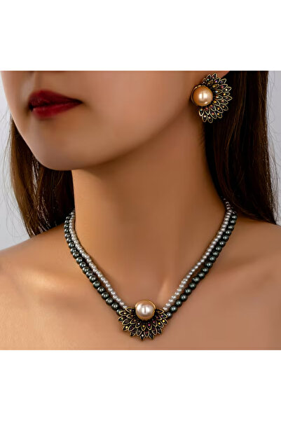 set.up طقم قلادة وأقراط من اللؤلؤ الأسود