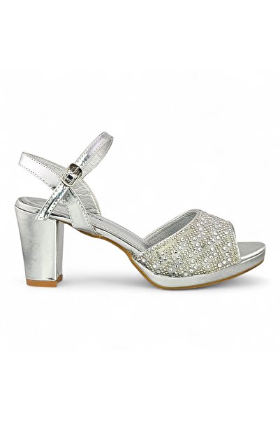 Sunrise حذاء بكعب سميك مع حزام لامع متقاطع