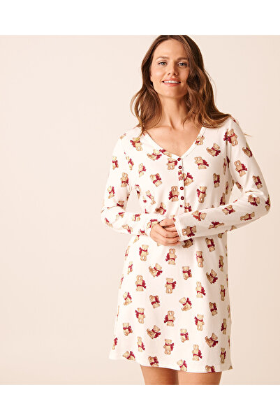 La Vie en Rose قميص نوم بأكمام طويلة من الألياف المعاد تدويرها بطبعة دب تيدي