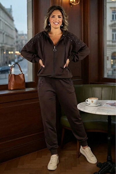 Nevin Kaya Moda Brown Tracksuit with Stone Detail on the Shoulder and Pocket