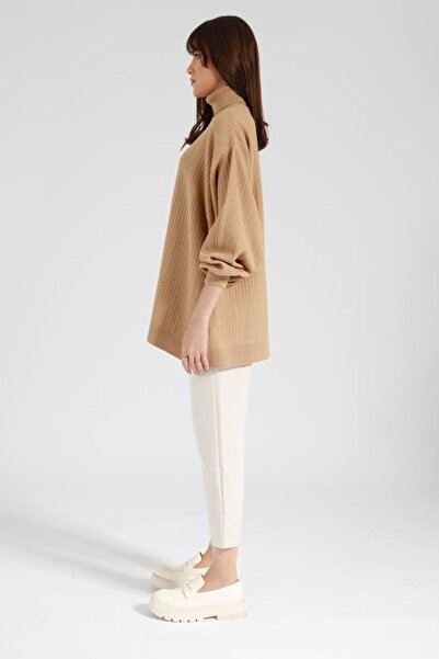Suede Style 30191 - Long Knit Sweater