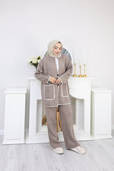 sorisso Embroidered Knitwear Set