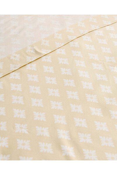 REDTAG Beige 3 Piece Printed Flat Sheet (King Size)