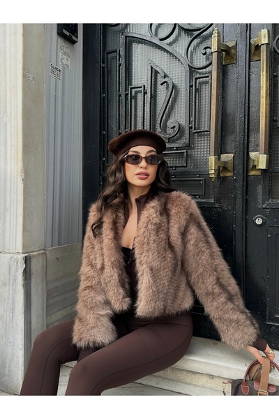 D'RECCY Women's Round Neck Lined Crop Short Fur Coat