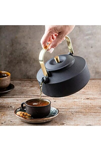 Kinghoff Ceainic din fonta cu strecuratoare, interior emailat, 1l, negru cu elemente aurii,