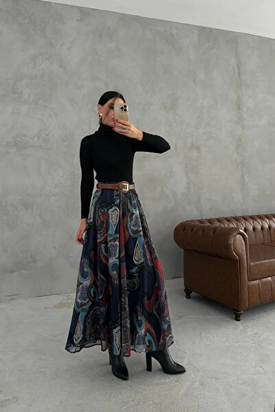 Sorridi Fusta lungă din tul cu model și centură maro