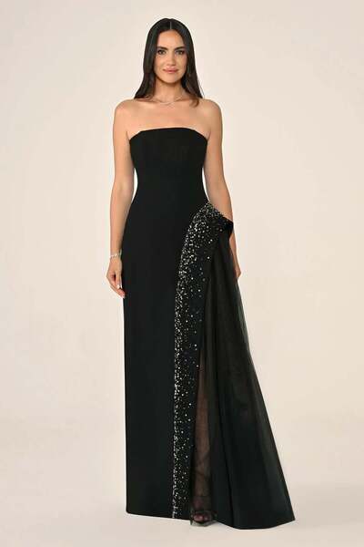 Hanımefendi Giyim فستان طويل بدون حمالات من التول المرصع بالكريستال