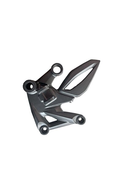 Bajaj Pulsar RS 200 Ön Sağ Basamak Braketi Füme 56DT3Y1Y