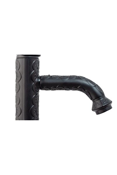 Trendy's TRENDY'S washbasin mixer, with embroidery