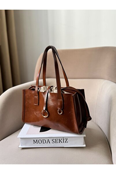 Moda Sekiz Women's Patent Leather Drawstring Shoulder Bag