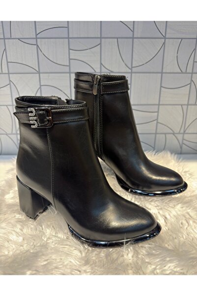 Anıl Ayakkabı حذاء نسائي من Guzzi ذو سحاب أسود ومشبك حزام وتفاصيل حجرية وكعب ...