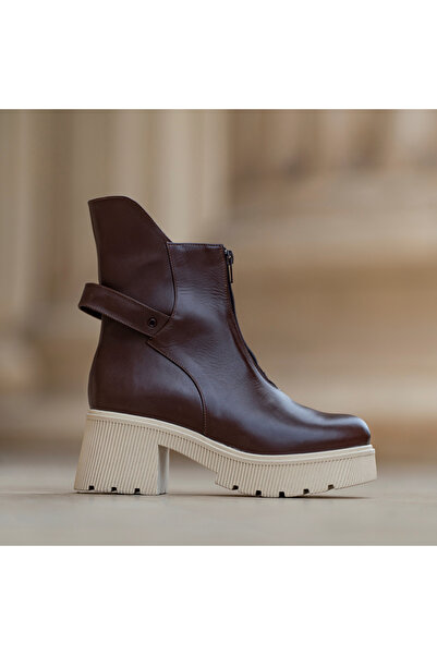 CONDUR by alexandru Ghete Dama din Piele Naturala Leila Ciocolata