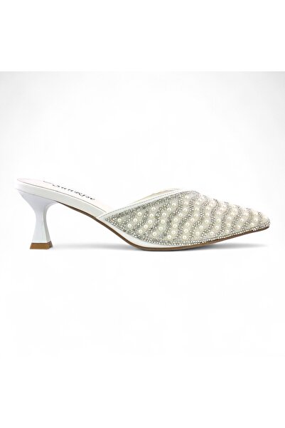 Sunrise Pointed Closed Toe Embellished