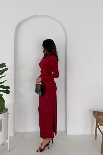 The Robi Women's Red Long Sleeve Slit Detailed Glitter Dress