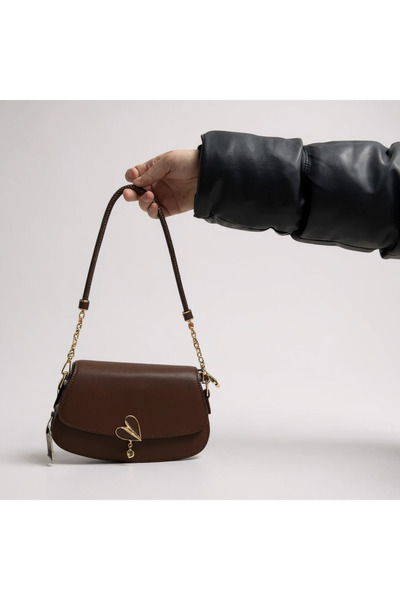 Rosa Çanta Lidded heart buckled shoulder strap women's bag